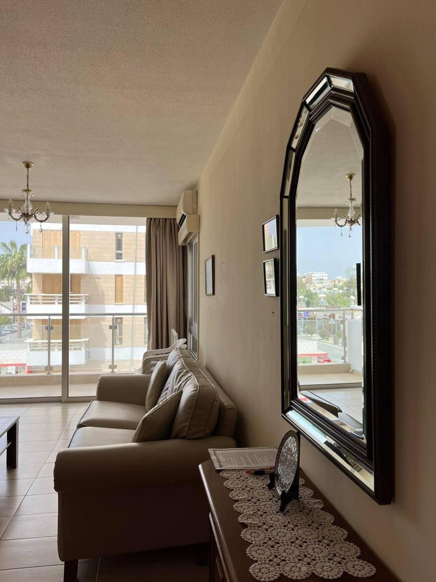 Beach Apartment Mackenzie, Larnaca Bagian luar foto